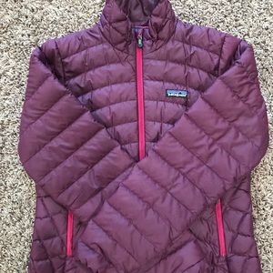 purple patagonia jacket. gently worn. so comfy!!